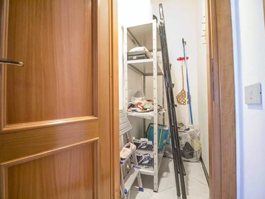 Immagine 12 di Appartamento in vendita  a Camaiore