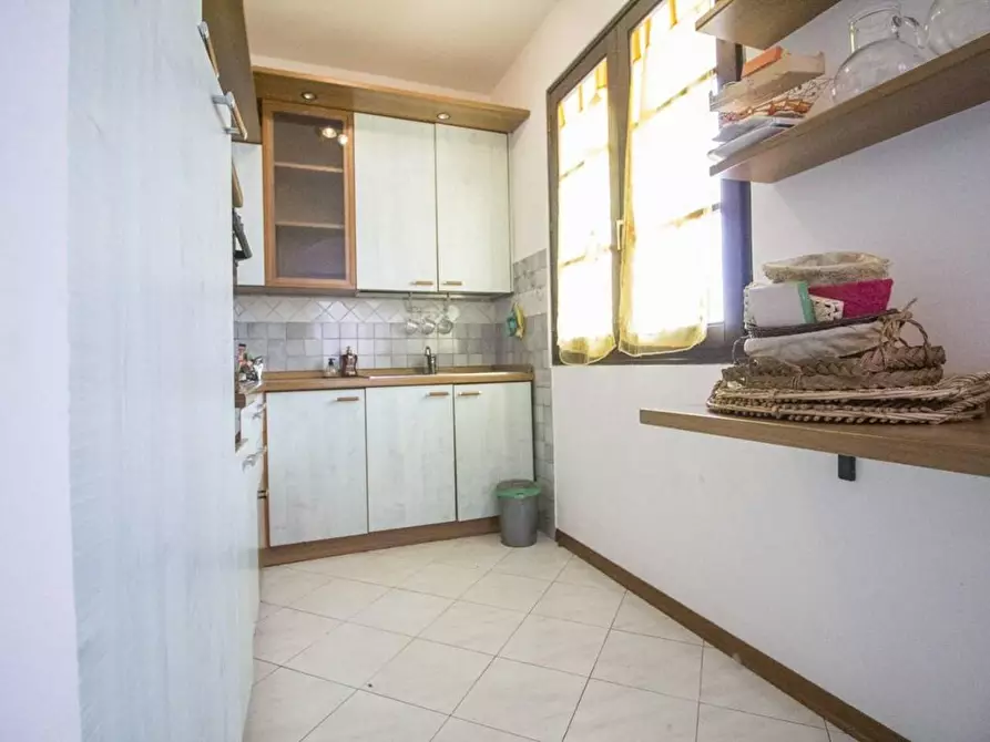 Immagine 2 di Appartamento in vendita  a Camaiore