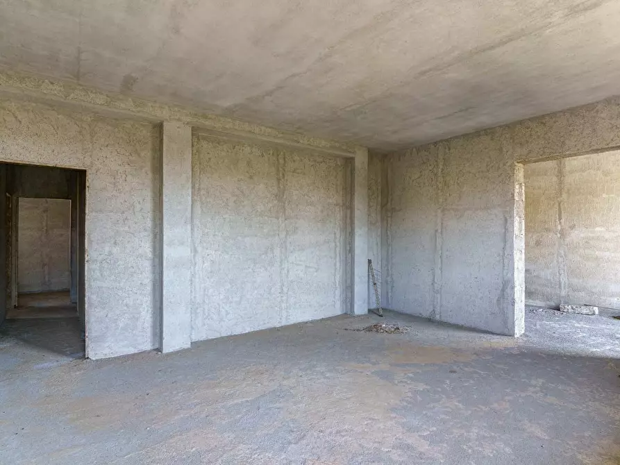 Immagine 21 di Appartamento in vendita  a San Giovanni La Punta