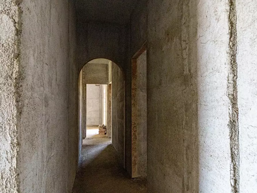 Immagine 19 di Appartamento in vendita  a San Giovanni La Punta