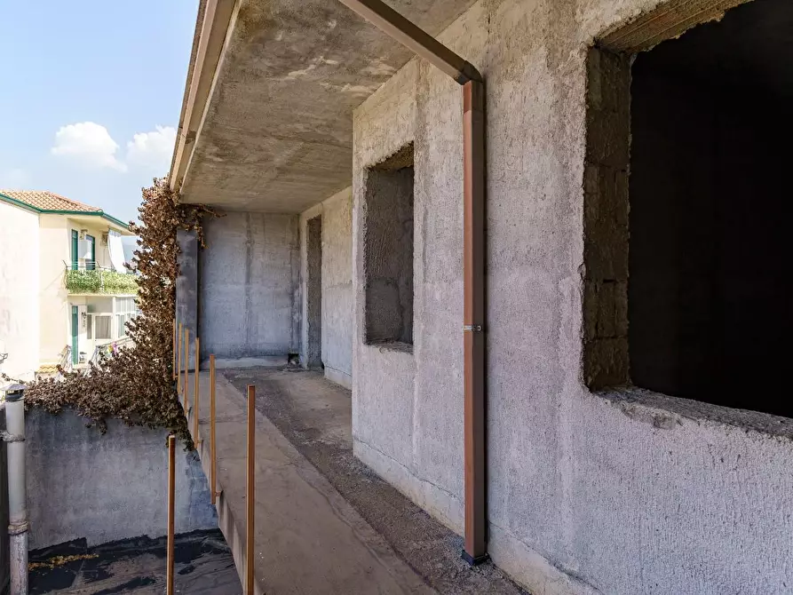 Immagine 24 di Appartamento in vendita  a San Giovanni La Punta