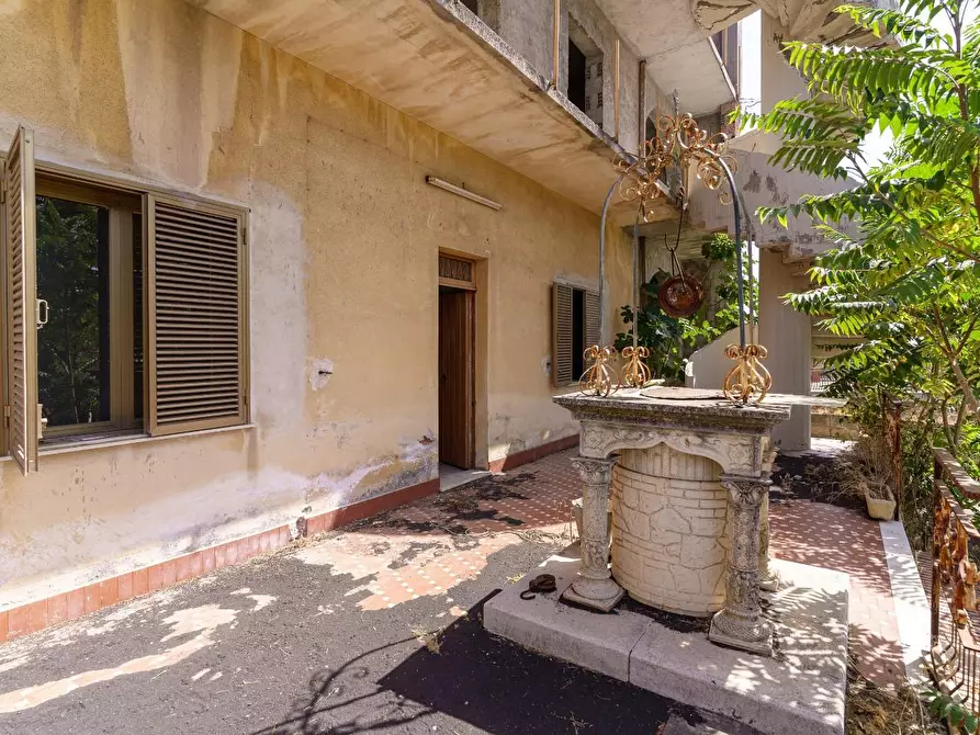 Immagine 5 di Appartamento in vendita  a San Giovanni La Punta