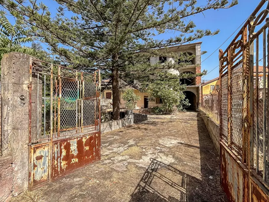 Immagine 30 di Appartamento in vendita  a San Giovanni La Punta