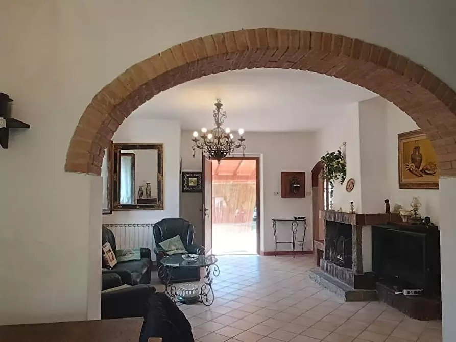 Immagine 41 di Casa colonica in vendita  a San Miniato