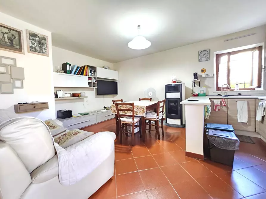 Immagine 4 di Terratetto in vendita  a Lucca