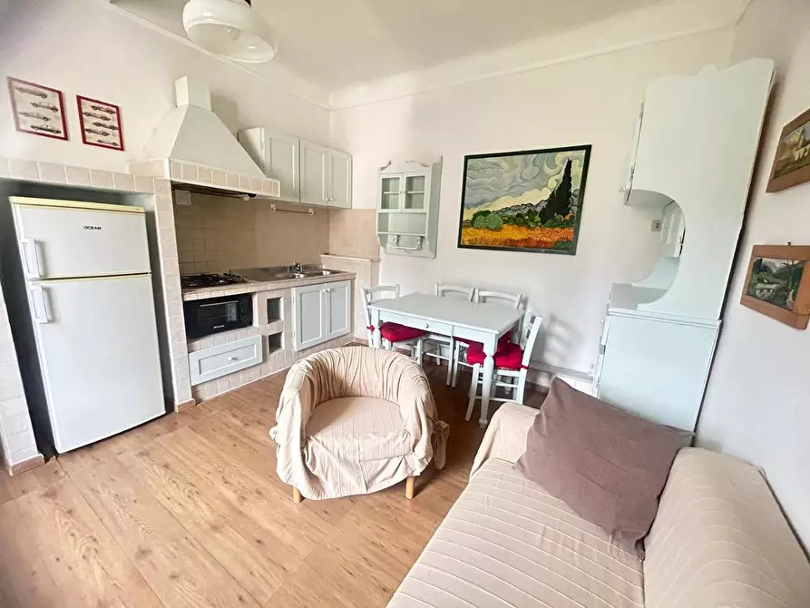 Immagine 5 di Appartamento in affitto  a Carrara