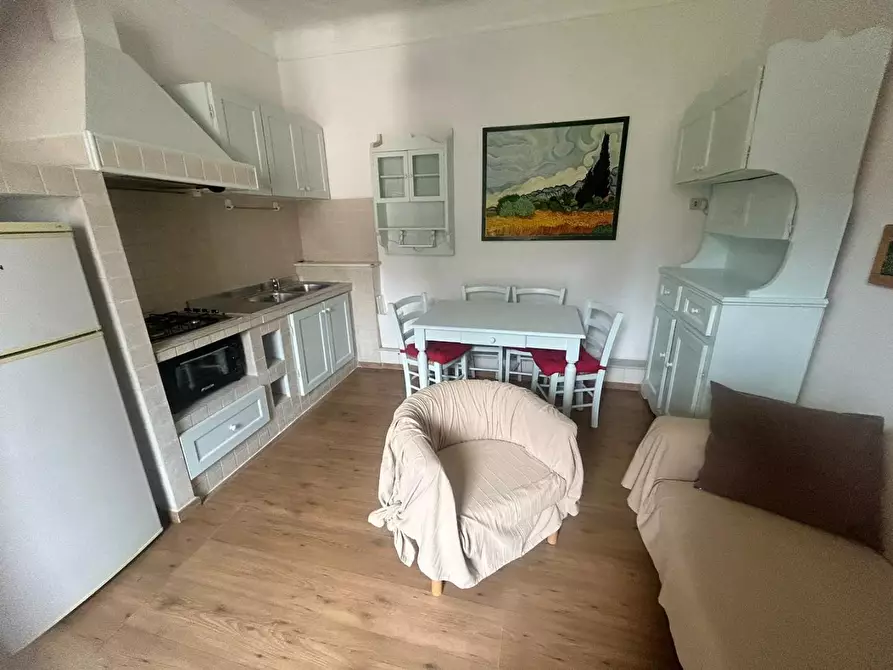 Immagine 7 di Appartamento in affitto  a Carrara