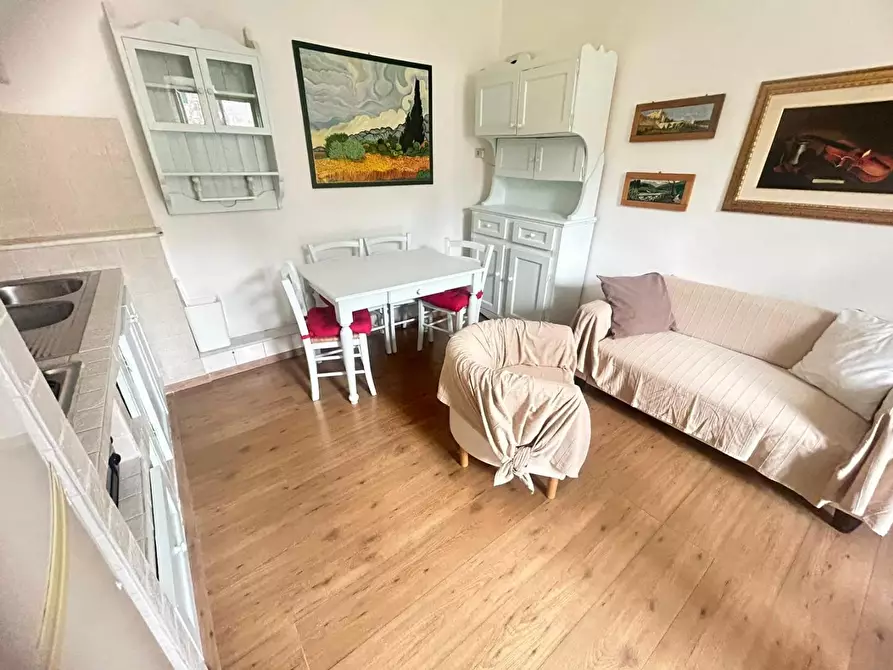 Immagine 6 di Appartamento in affitto  a Carrara