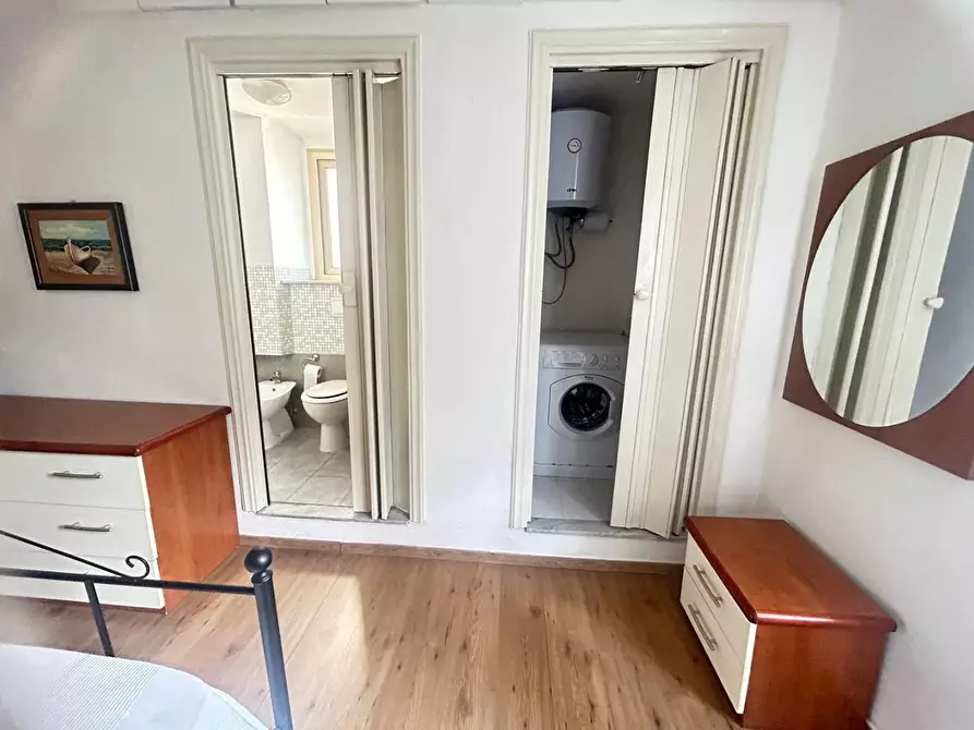 Immagine 11 di Appartamento in affitto  a Carrara