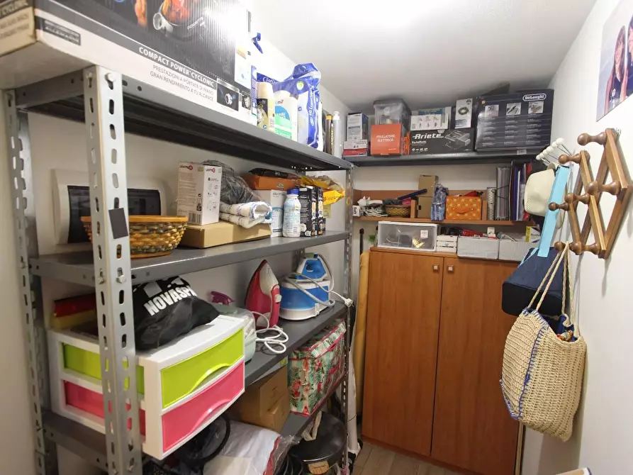 Immagine 13 di Appartamento in vendita  a La Spezia