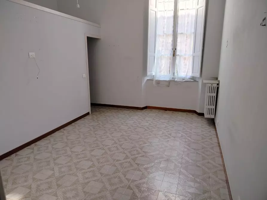 Immagine 12 di Appartamento in vendita  a Livorno