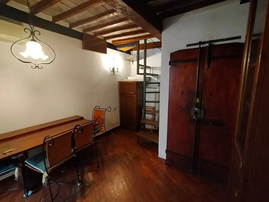 Immagine 6 di Appartamento in vendita  a Pisa