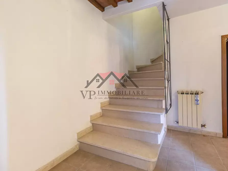 Immagine 13 di Appartamento in vendita  a Castelnuovo Val Di Cecina