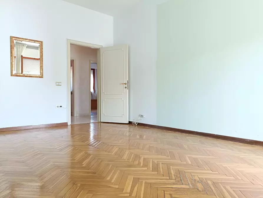 Immagine 11 di Appartamento in vendita  a Empoli