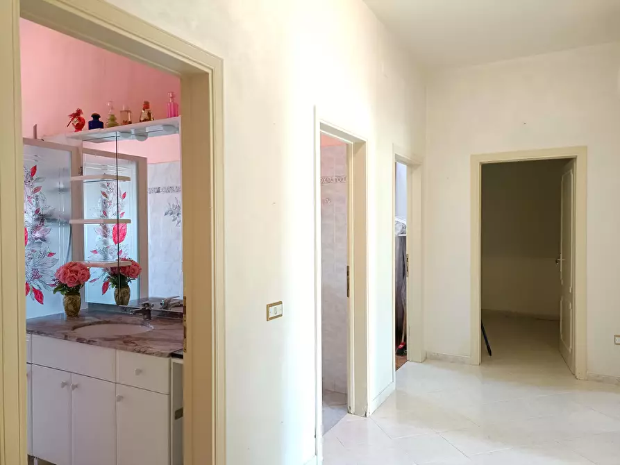 Immagine 10 di Appartamento in vendita  a Empoli