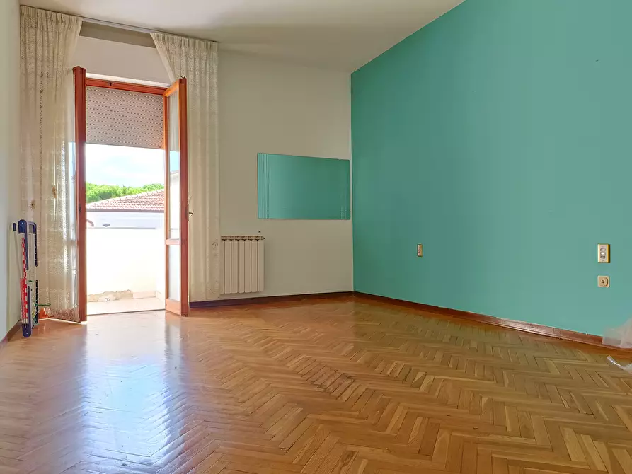 Immagine 12 di Appartamento in vendita  a Empoli