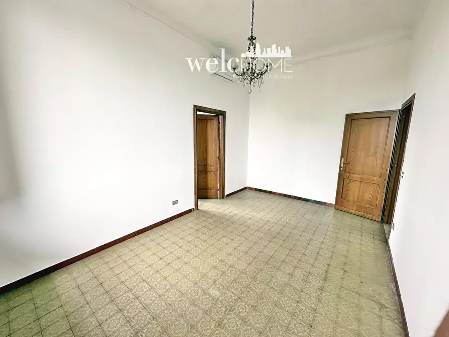 Immagine 17 di Appartamento in vendita  a Campi Bisenzio