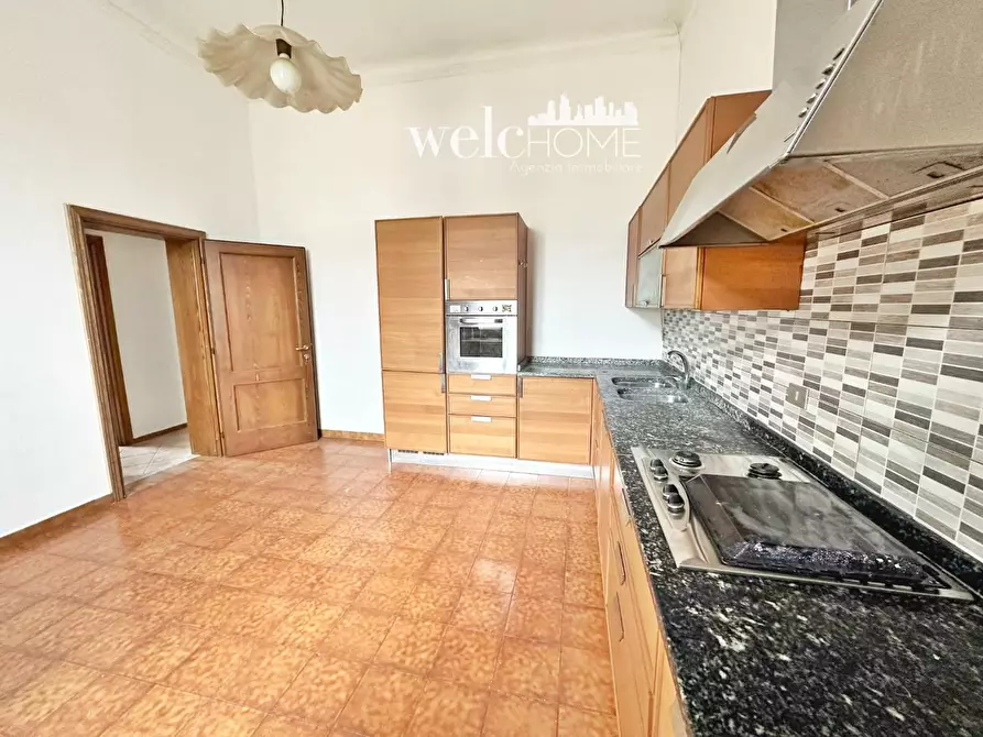 Immagine 6 di Appartamento in vendita  a Campi Bisenzio