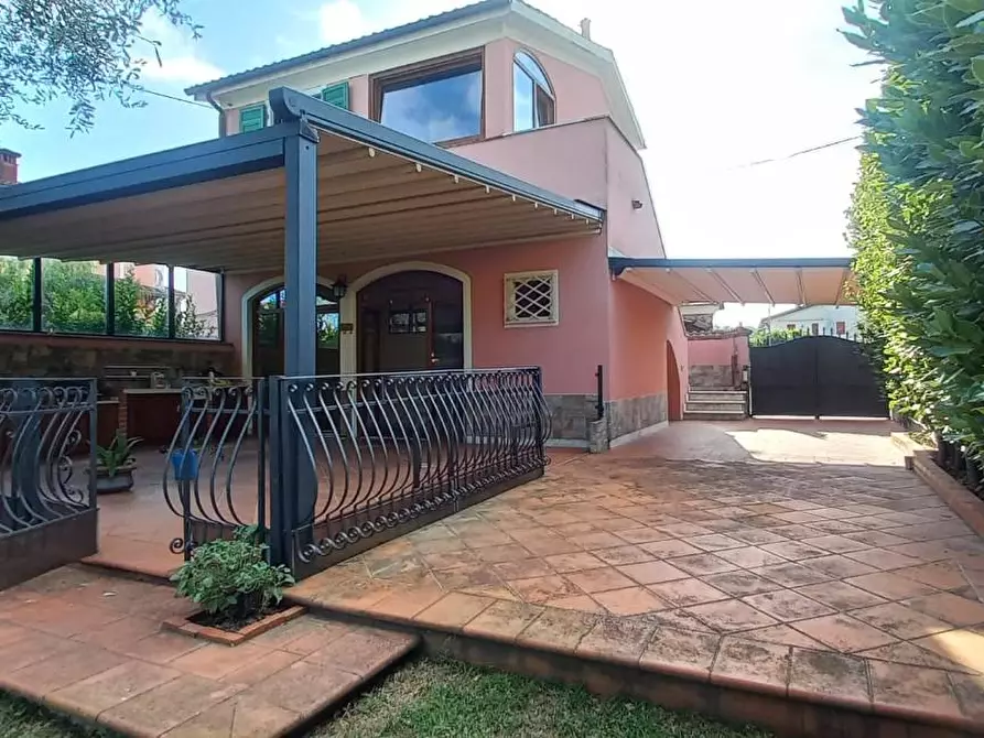 casa indipendente in vendita a Fosdinovo in zona Caniparola