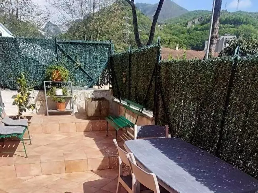 Immagine 12 di Appartamento in vendita  a Carrara