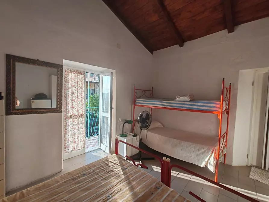 Immagine 9 di Terratetto in vendita  a Massa