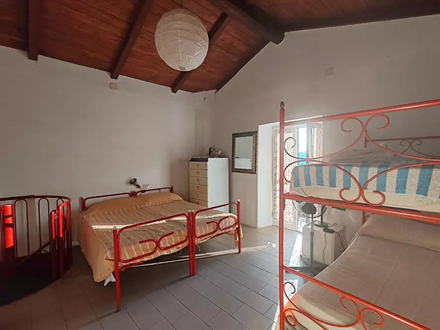 Immagine 4 di Terratetto in vendita  a Massa