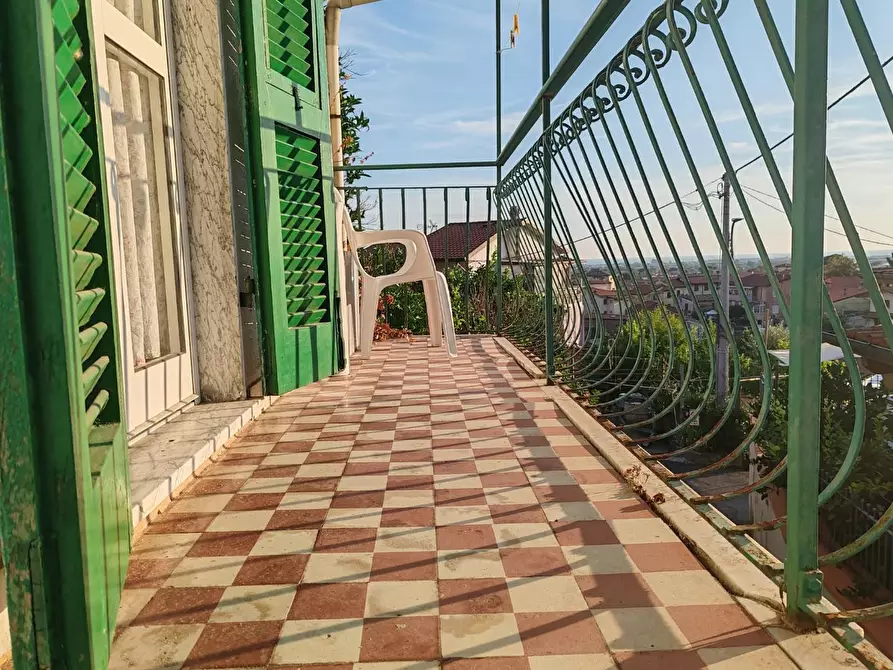 Immagine 1 di Terratetto in vendita  a Massa