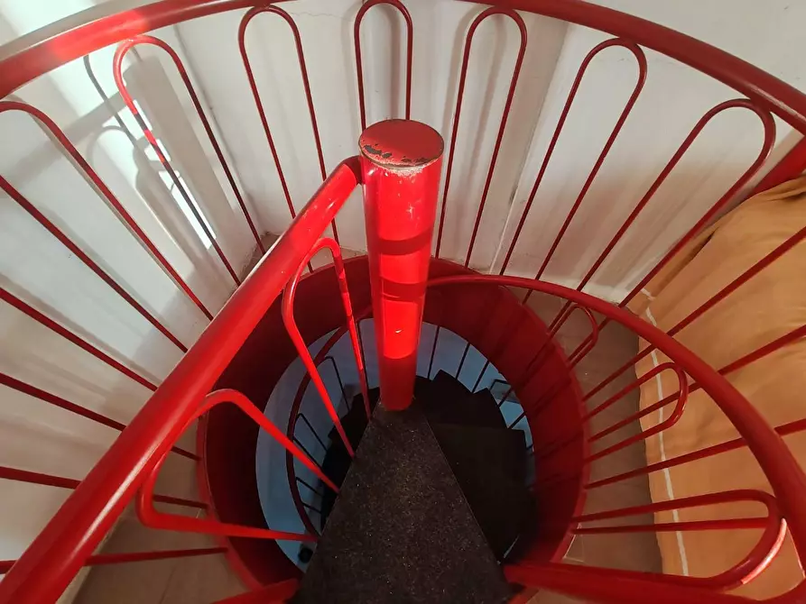 Immagine 8 di Terratetto in vendita  a Massa