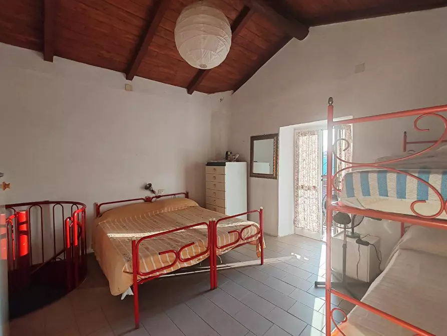 Immagine 7 di Terratetto in vendita  a Massa