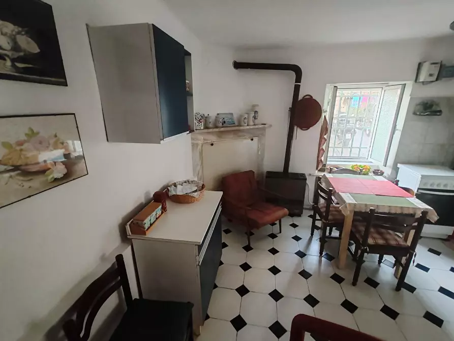 Immagine 11 di Terratetto in vendita  a Massa