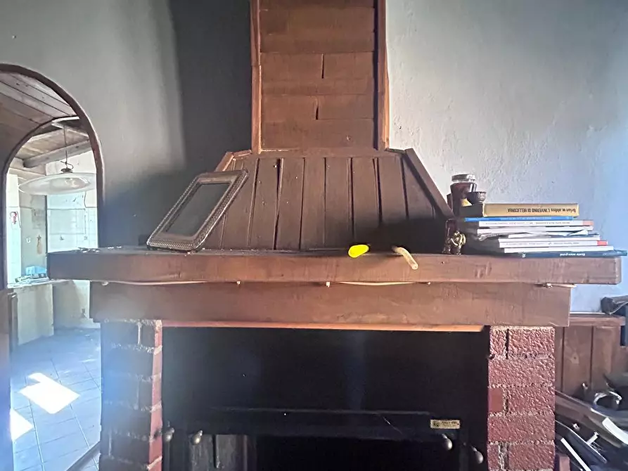 Immagine 6 di Casa semindipendente in vendita  a Fivizzano