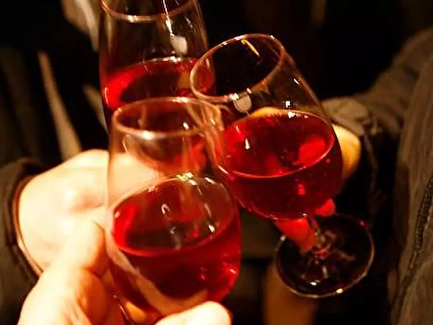 Immagine 10 di Bar / Ristorante in vendita  a Carrara