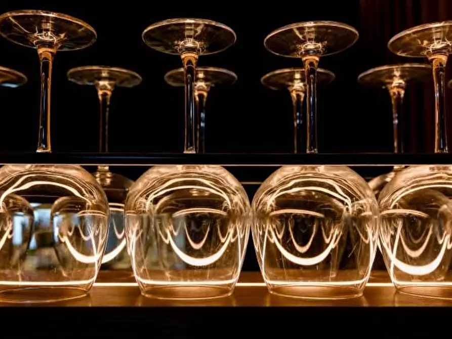 Immagine 13 di Bar / Ristorante in vendita  a Carrara