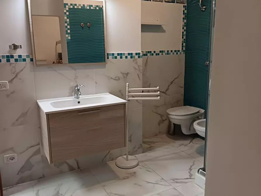 Immagine 18 di Appartamento in vendita  a Rosignano Marittimo