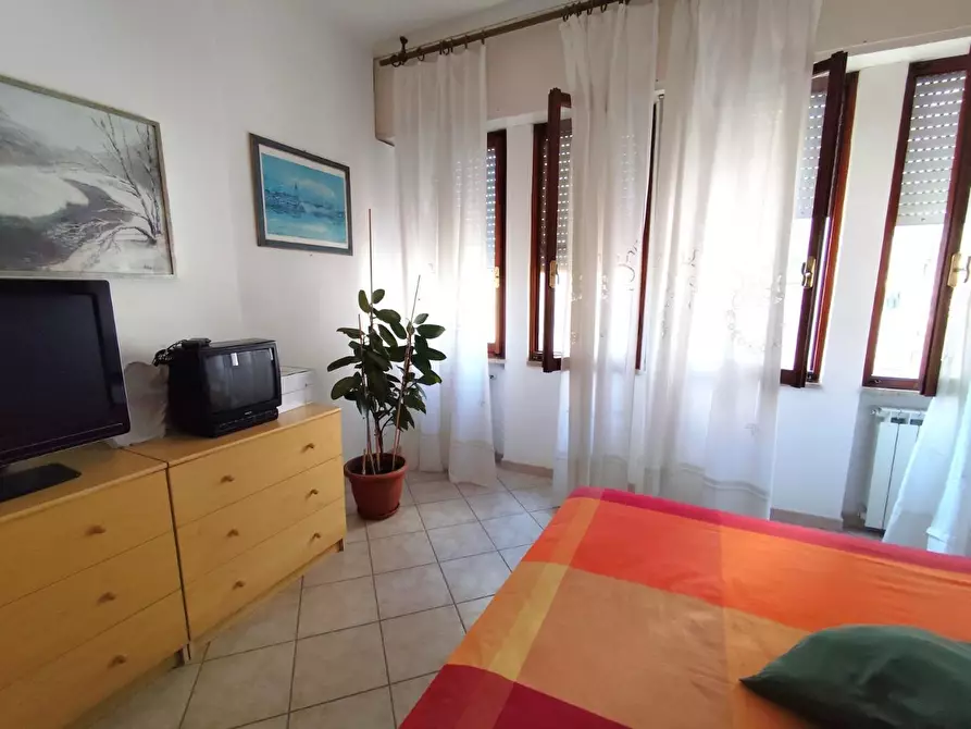 Immagine 19 di Appartamento in vendita  a Massa