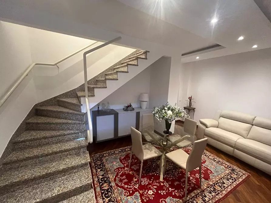 Immagine 9 di Casa indipendente in vendita  a Fucecchio