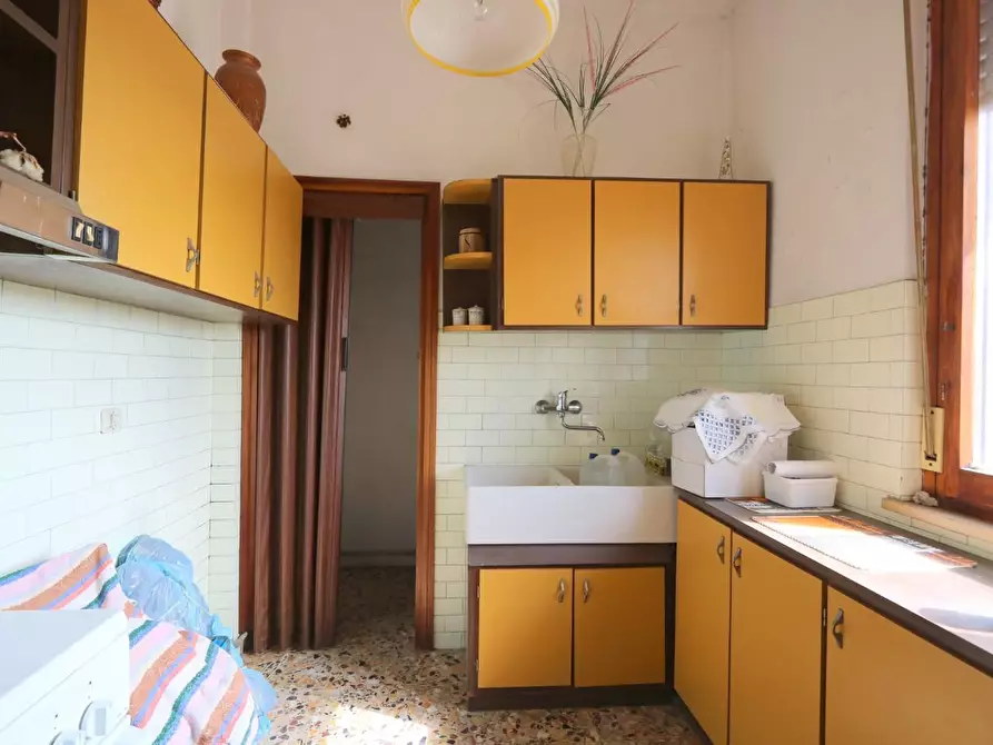 Immagine 4 di Appartamento in vendita  a Cascina