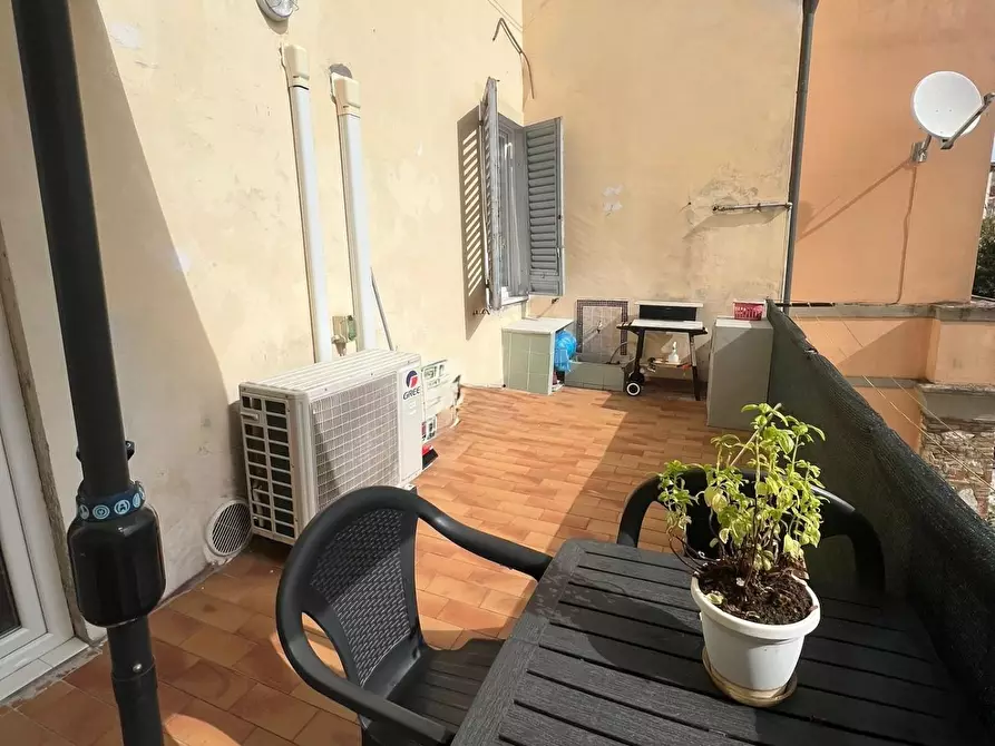 Immagine 4 di Appartamento in vendita  a Pontedera