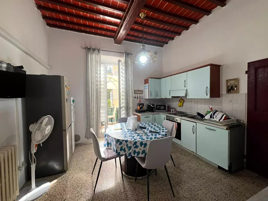 Immagine 5 di Appartamento in vendita  a Pontedera