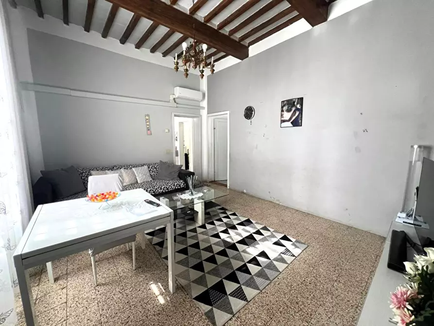 Immagine 8 di Appartamento in vendita  a Pontedera