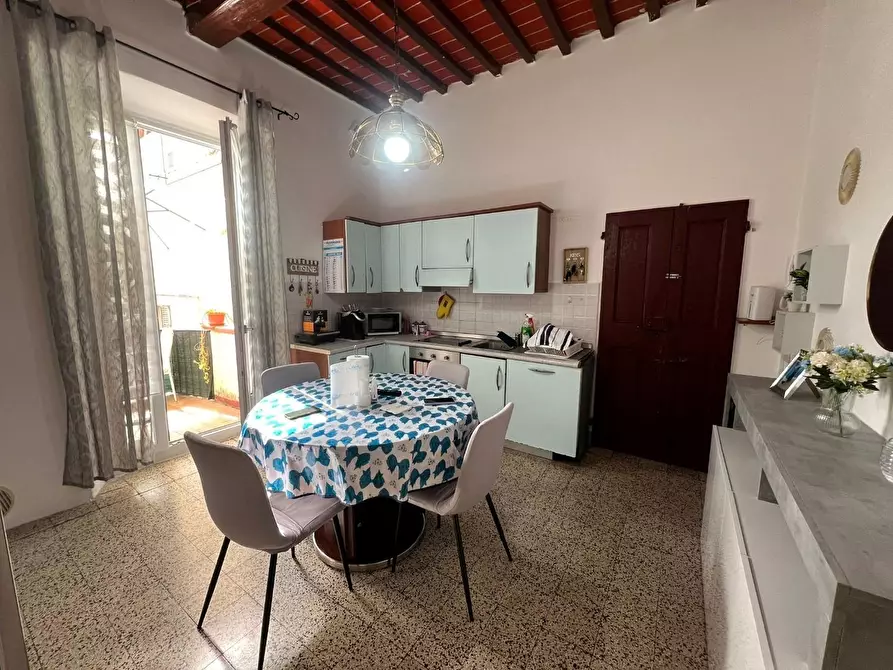 Immagine 1 di Appartamento in vendita  a Pontedera