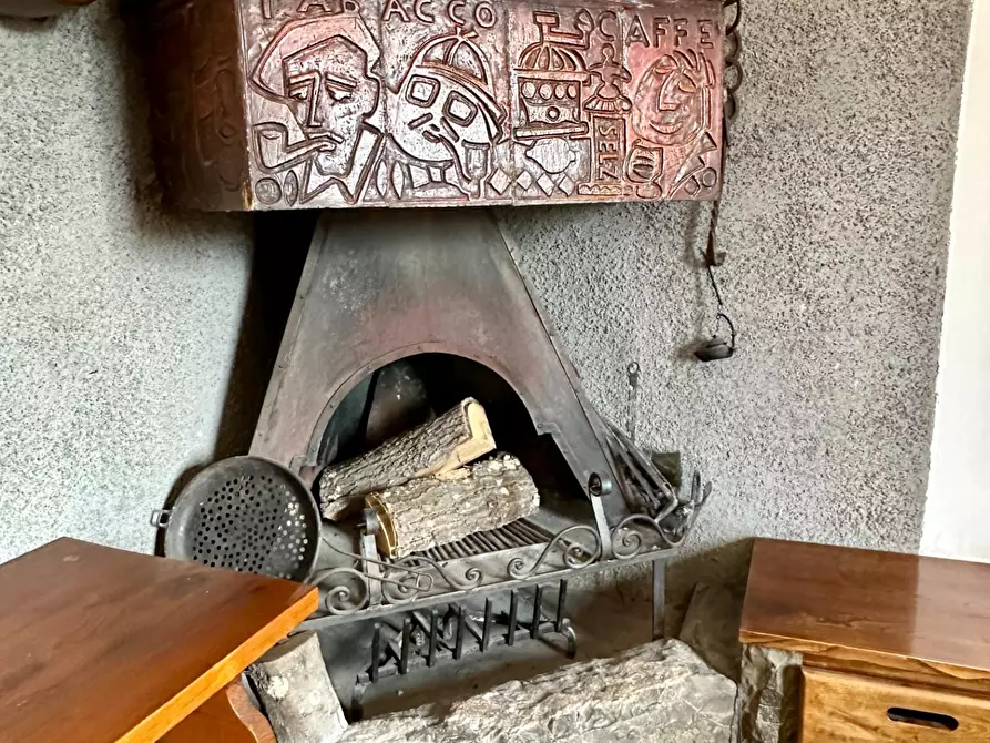 Immagine 7 di Appartamento in vendita  a Siena