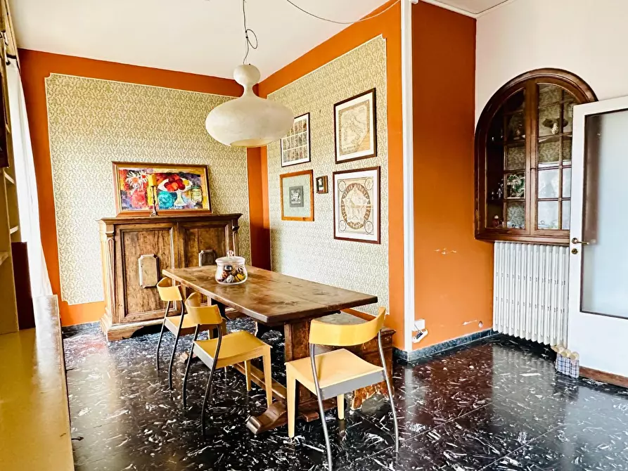 Immagine 3 di Appartamento in vendita  a Siena