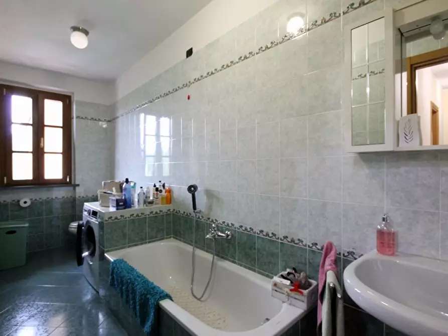 Immagine 19 di Appartamento in vendita  a Borgo A Mozzano