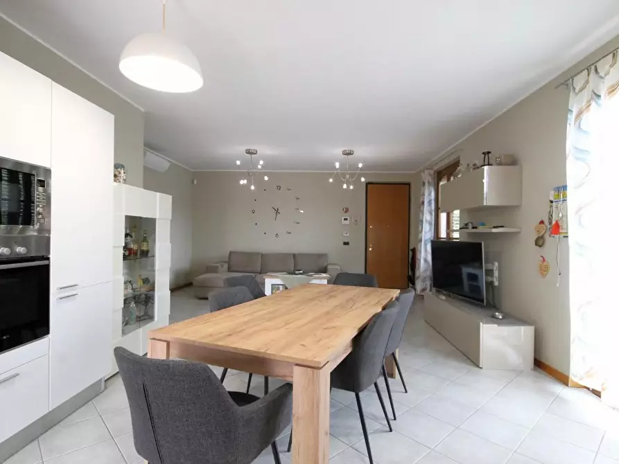 Immagine 11 di Appartamento in vendita  a Borgo A Mozzano