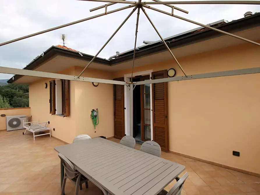 Immagine 14 di Appartamento in vendita  a Borgo A Mozzano