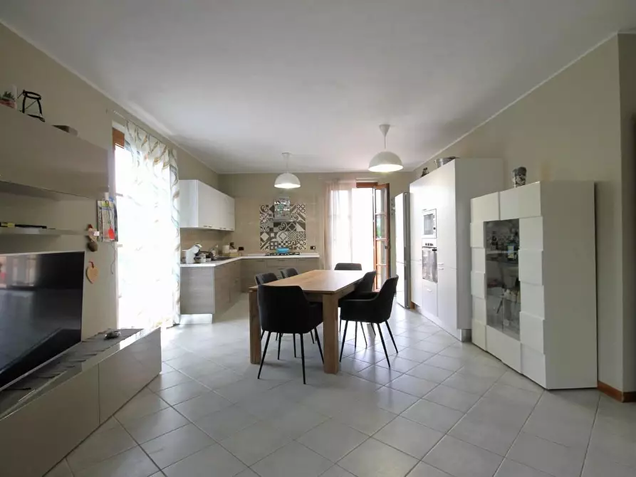 Immagine 12 di Appartamento in vendita  a Borgo A Mozzano