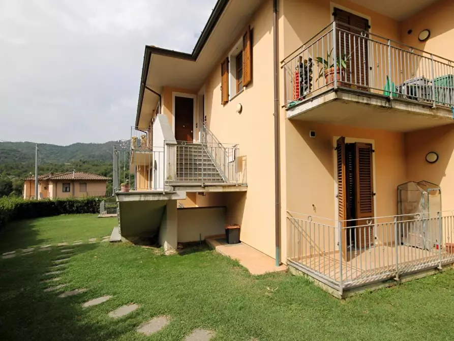 Immagine 3 di Appartamento in vendita  a Borgo A Mozzano