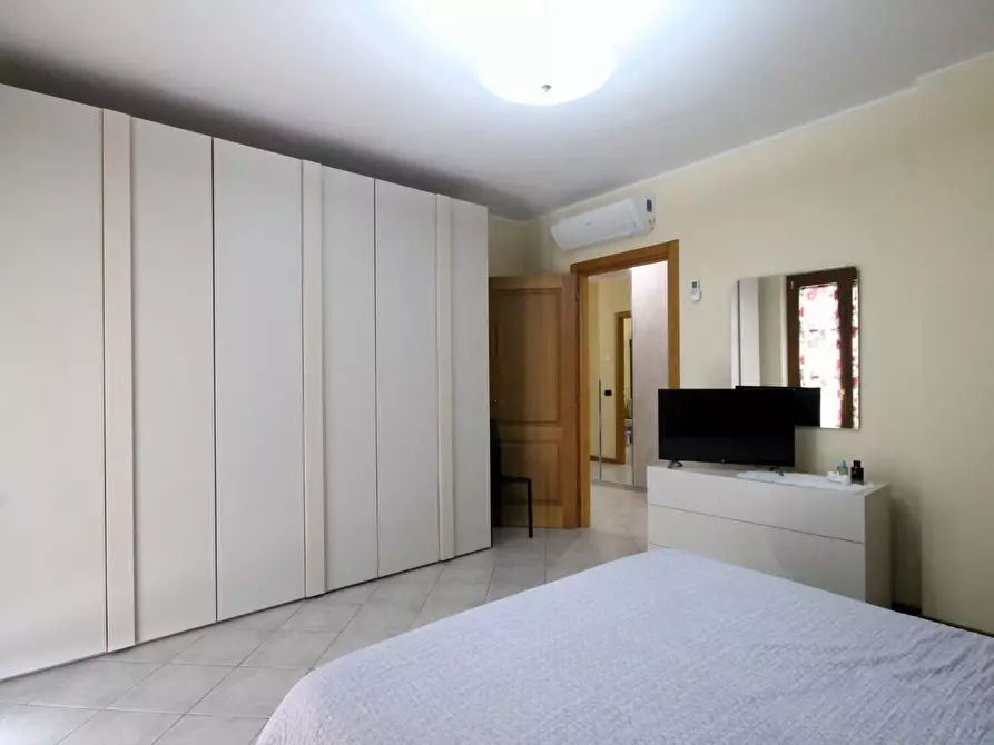 Immagine 21 di Appartamento in vendita  a Borgo A Mozzano