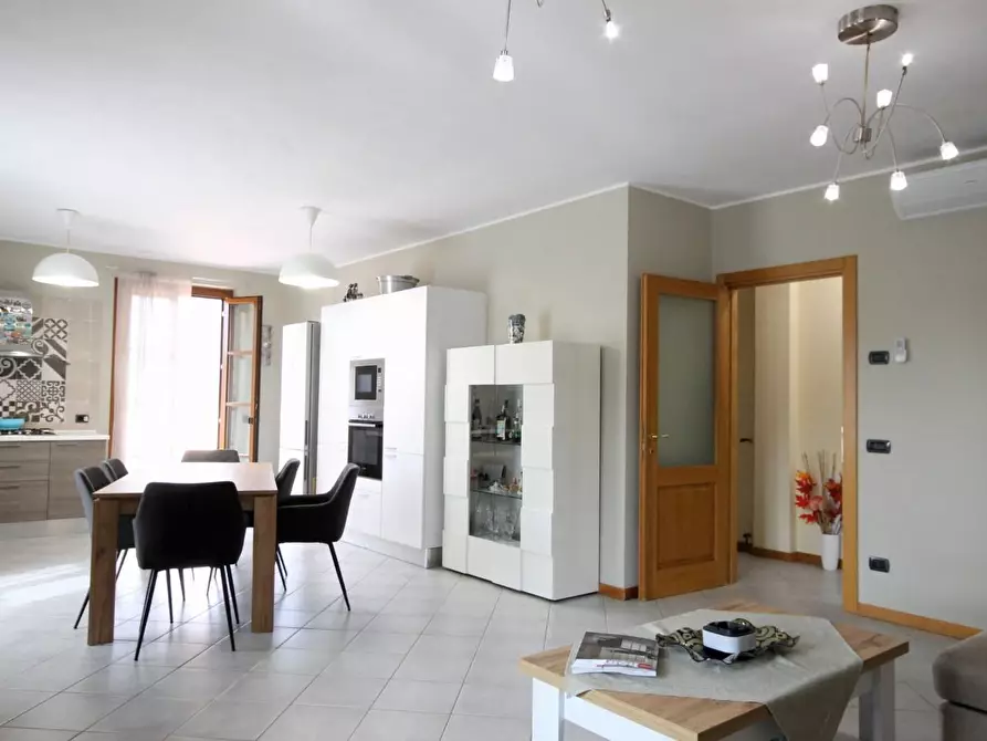 Immagine 5 di Appartamento in vendita  a Borgo A Mozzano